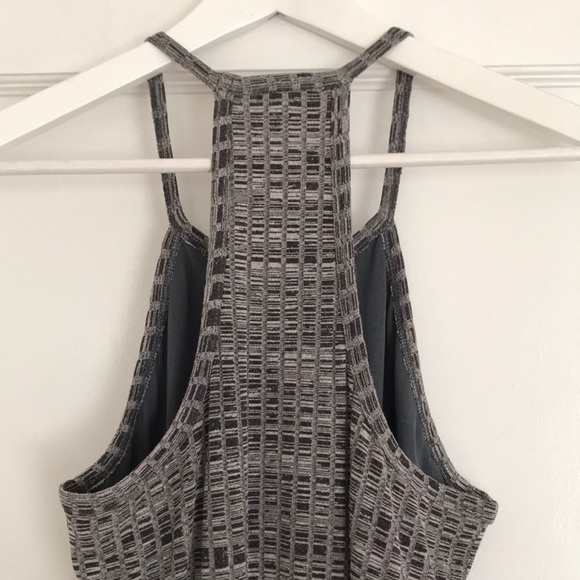 Modern grey dress - Picture 4 of 10